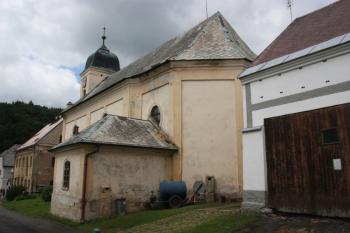 Kostel od jihovýchodu ( © Ivan Grisa 07/2010)