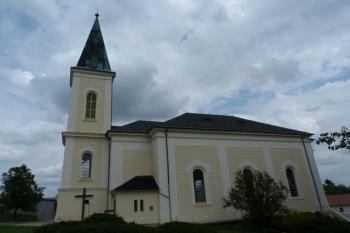 kostel sv. Václava (© František Kinař, 08/2014)