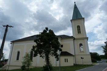 kostel sv. Václava (© František Kinař, 08/2014)