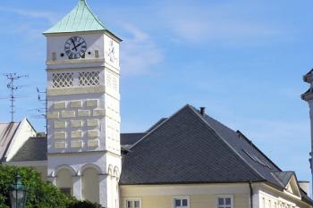 Pohled k radnici od zámku ( © Jan P. Štěpánek 09/2007)