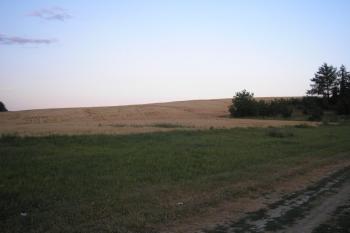 Další pohled na možné místo hlavní pevnosti od silnice Vyškov-Kroměříž ( © Ondřej Štěpánek 09/2006)