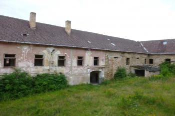 zámek Nová Včelnice (© Vlastislav Mareček, 08/2016)