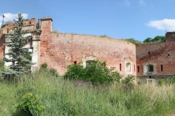 Fort od severovýchodu ( © Ivan Grisa 06/2010)
