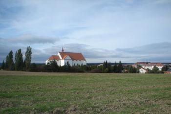 Kostel Narození Panny Marie (© Jan Celý, 10/2006)