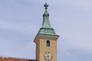 Detail veže (© Petr Nožička, 9/2005)