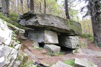 Čertův stůl z boční strany (© Jan P. Štěpánek, 09/2006)