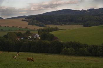 samoty Strádal (© obec Žihobce 08/2002)