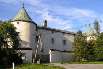 Jihovýchodní fronta zámku ( © Jan P. Štěpánek 09/2007)