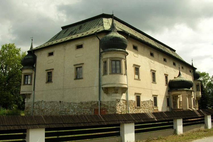 Okoličné