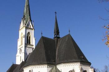 kostel sv. Bartoloměje od východu (© Jan P. Štěpánek, 10/2005)