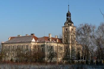 Zámek Tupadly (© Pavel Jarý, 12/2012)