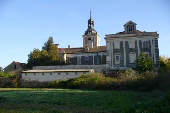 Tupadly - pohled na zámek ze severu (© Pavel Jarý,  18.10.2008)