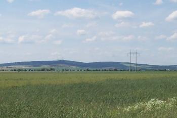 PP Velký Kosíř - pohled od Duban, vzdálenost asi 8 km (© Ivo Rozehnal, 06/2012)