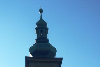 čelní pohled na věž (© Ondřej Štěpánek, 10/2012)