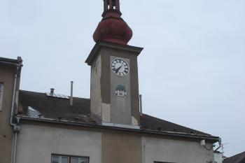 Pohled na hlavní průčelí dřívějšího Tunklova dvora, později radnice, dnes galerie (© Jaromír Schoffer, 03/2010)