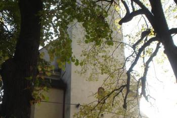 Kostel sv. Petra a Pavla Jedovnice (© Jan Celý, 10/2006)