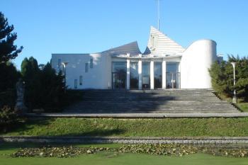 Kostel sv. Josefa v Senetářově (© Jan Celý, 10/2006)