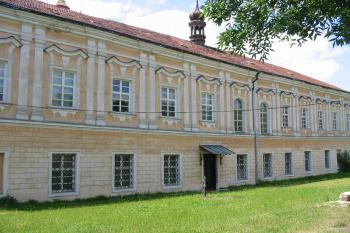 východní strana zámku (© D Dohňanský, 06/2015)