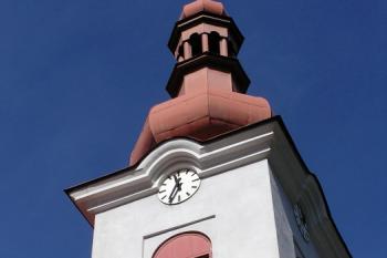 Detail kostelní věže ( © Jan P. Štěpánek 09/2007)