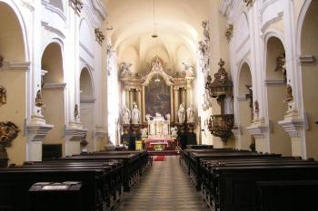 Interiér klášterního kostela sv. Ducha (© Jan P. Štěpánek, 10/2006)