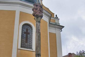 Kostel sv. Jakuba Většího v Úpici ( © Pavel Vítek 9/2007)