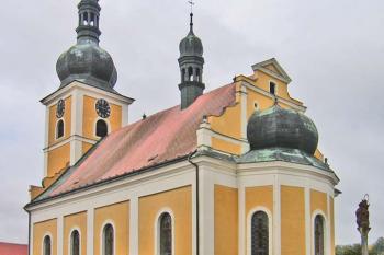 Kostel sv. Jakuba Většího v Úpici ( © Pavel Vítek 9/2007)