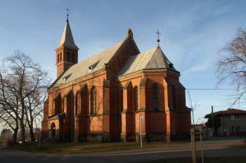 kostel od jihovýchodu (© Milan Caha 12/2009)