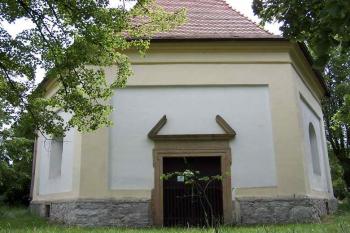 kaple sv. Diviše - severní vchod do kaple (© Stanislav Drda 06/2006)