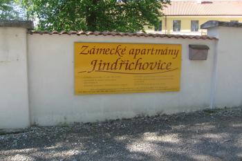 zámecké apartmány nový zámek Jindřichovice (© Jaroslav Špiroch, 05/2018)