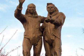 Souší Kosmonautů (© Anton Fedorenko, 11/2006)