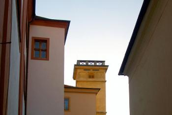 Věž bývalé jezuitské koleje, dnes museum ( © Radovan Smokoň 12/2006)