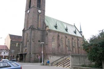 Kostel Nanebevzetí Panny Marie a sv. Václava ( © Pavel Vítek 12/2006)