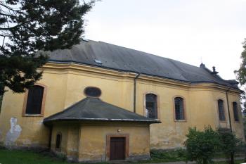 Kostel od severu ( © Ivan Grisa 09/2010)