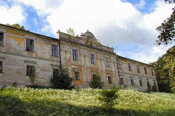 severní průčelí ( © Pavel Zany Komárek 21.6. 2003)