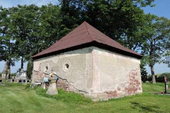 starší márnice z konce 17. století ( © Jan P. Štěpánek 07/2014)