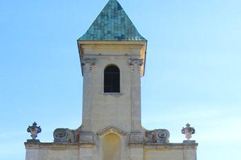 Dyjský kostel sv. Jana Nepomuckého ( © Pavel Vítek 04/2007)