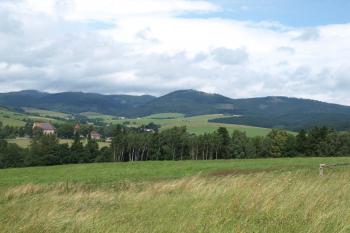 Ruprechtický špičák od Laudonovy kaple ( © Milan Caha 08/2009)