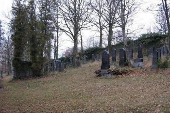 Mladší hřbitovní oddíl (© Michal Hospr, 12/2006)
