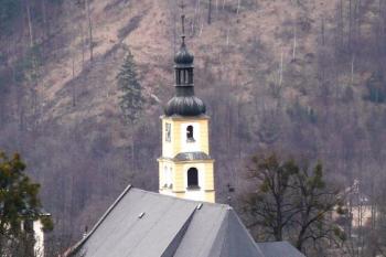 kostel sv. Petra a Pavla z kopce Kalvárie ( © Jan P. Štěpánek 02/2008)