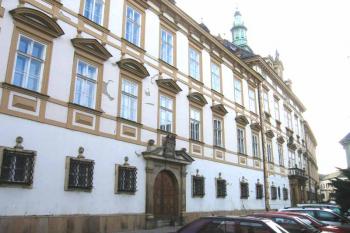 Arcibiskupský palác v Olomouci ( © Pavel Vítek 12/2006)