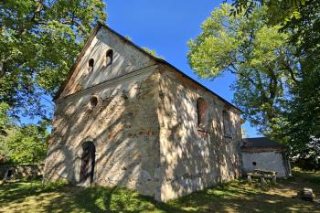 Celkový pohled na kostel sv. Kunhuty (© Jan P. Štěpánek  09/2024)