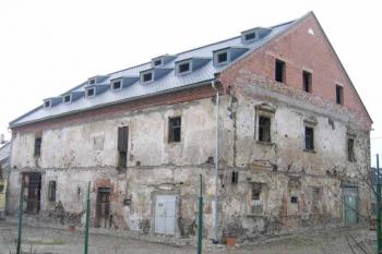 Tvrz v Podolí (Mohelnice) ( © Pavel Vítek 12/2006)