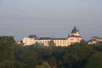 Komlex kláštera a kostela od východu ( © Ivan Grisa 05/2009)