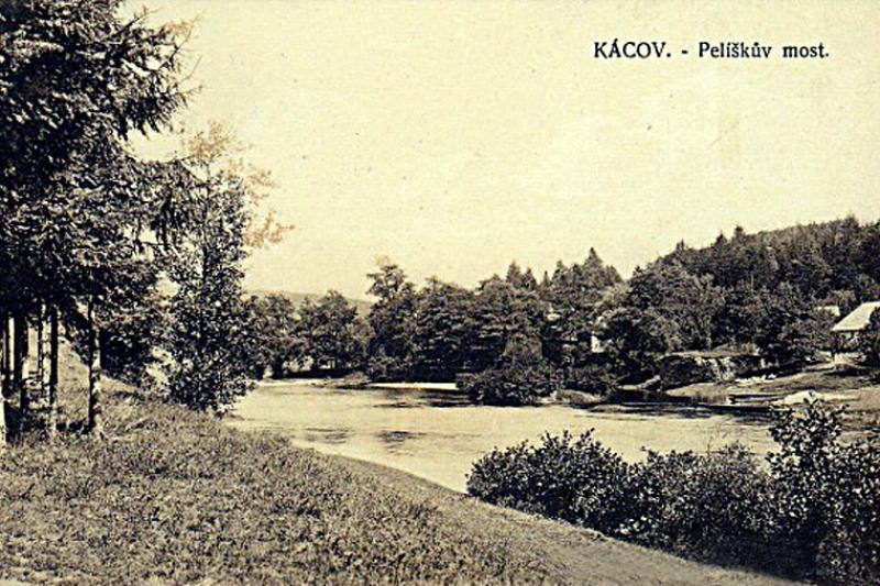 Pelíškův most