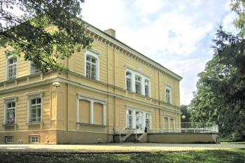 Zámek v Křetíně ( © Pavel Vítek 09/2009)