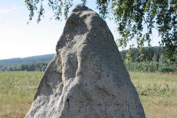Přední strana kámenu. (© Roman Zajíc, 09/2006)