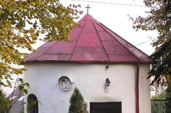 Hrobka rodiny Henckel von Donnersmarck (© Jan P. Štěpánek, 11/2006)