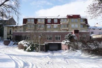 pohled na zadní trakt objektu na místě starého bohumínského zámku ( © Jan P. Štěpánek 03/2009)