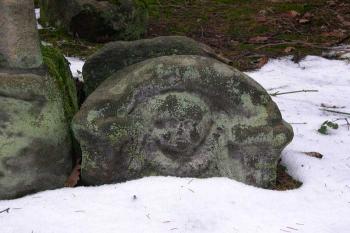 Památníček Andělíček u Valašských Klobouk 2. (© George Párátko, 01/2007)
