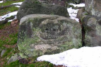 Památníček Andělíček u Valašských Klobouk 3. (© George Párátko, 01/2007)